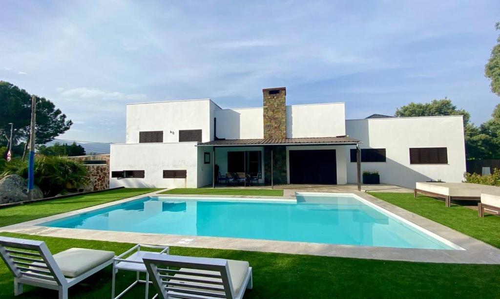 Villa La Roca Madrid Гуадаррама Экстерьер фото